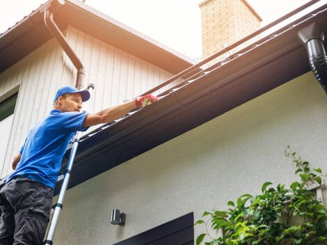 Instalador de Calhas e Rufos na Luz